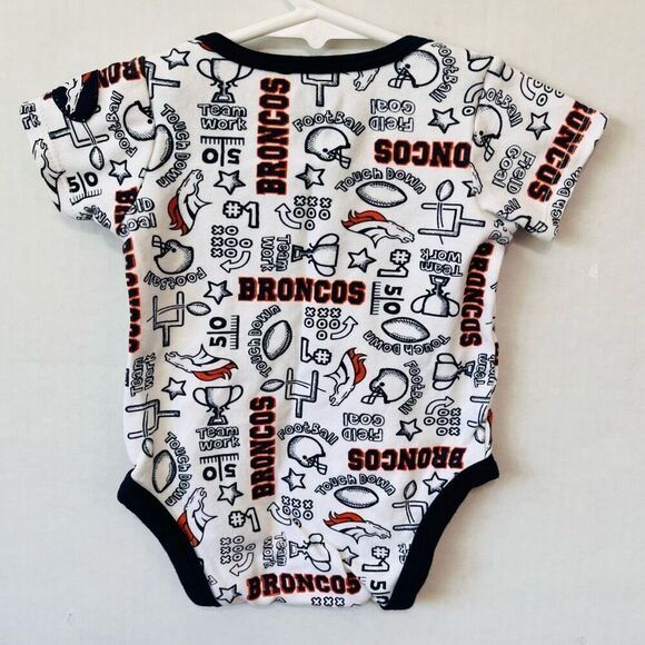 NFL Team Apparel Broncos Bodysuit Sz 0-3m EUC - Picture 2 of 4